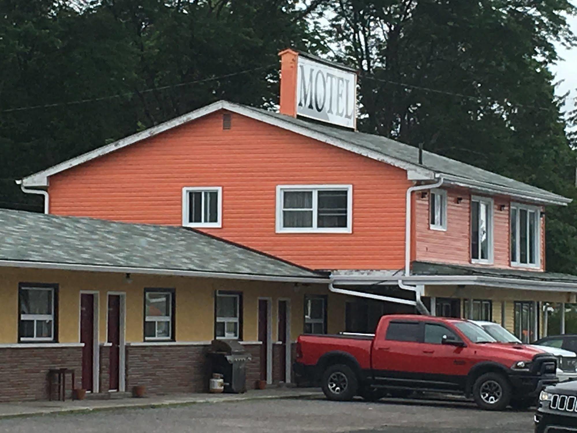 Knights Inn Cobourg Kültér fotó